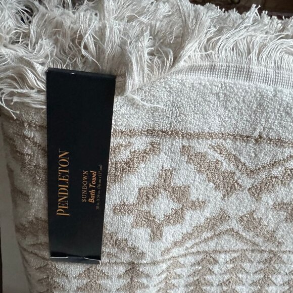 NWT Pendleton Sundown Cement Bath Towels Set of 2 - Picture 5 of 7
